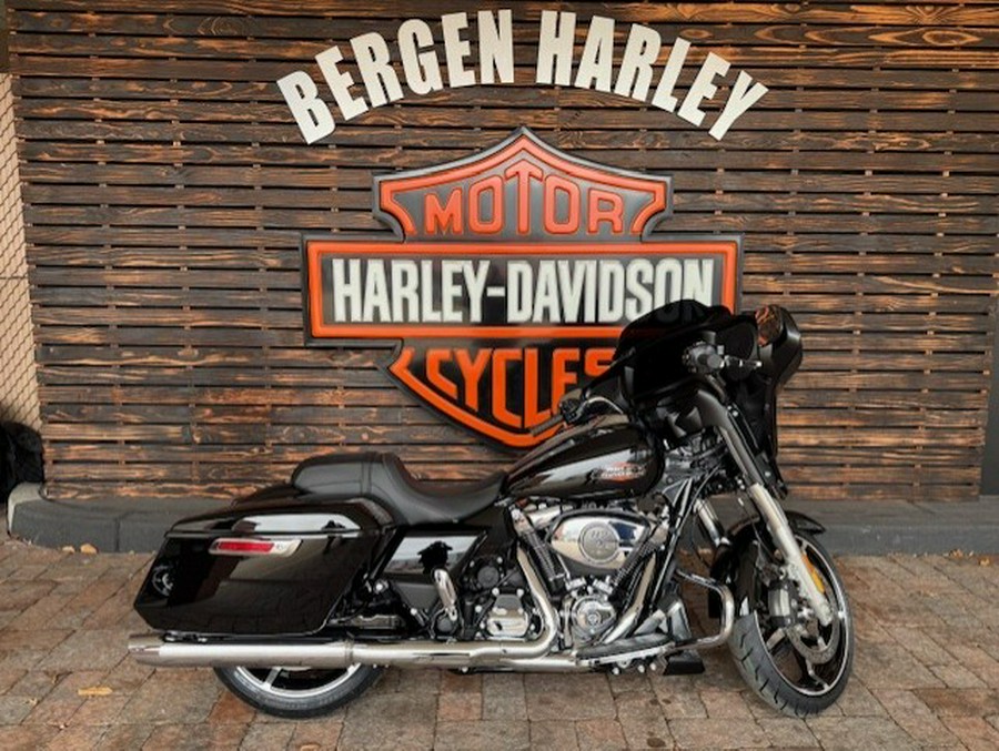 2025 Harley Davidson Street Glide FLHX