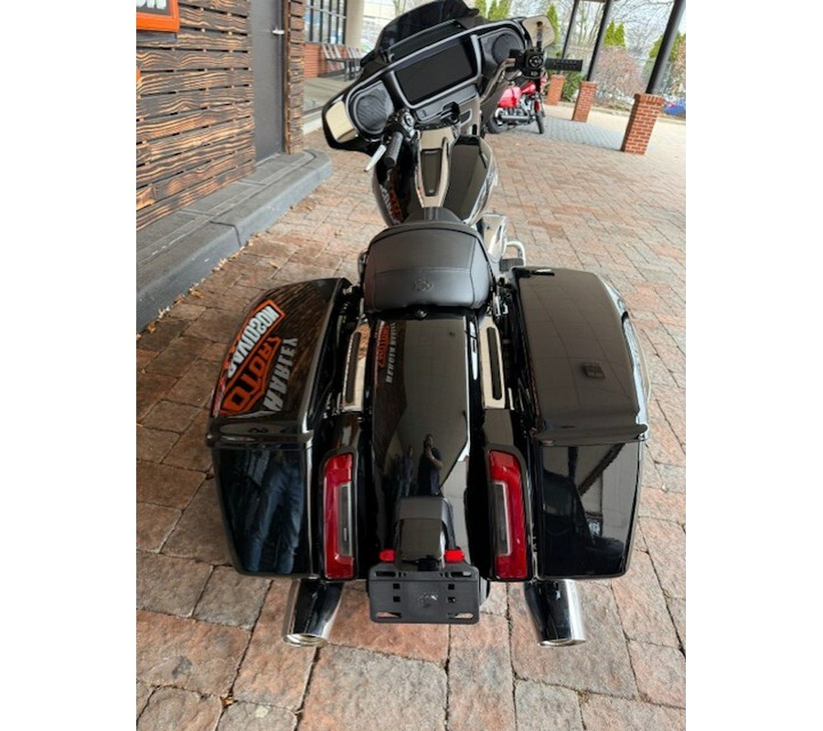 2025 Harley Davidson Street Glide FLHX