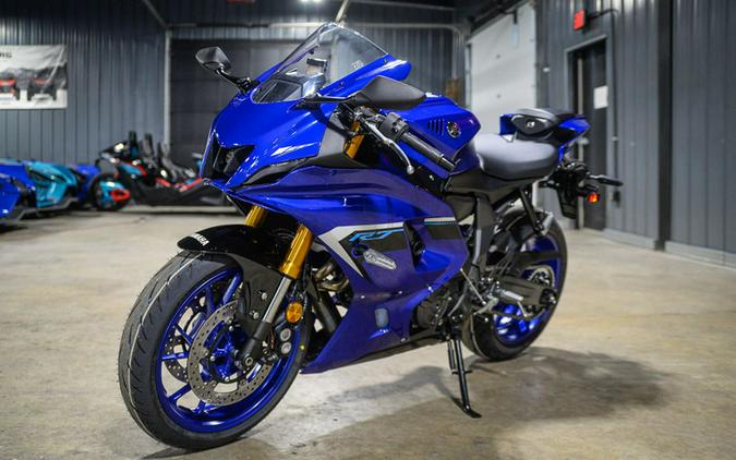 2025 Yamaha YZF-R7