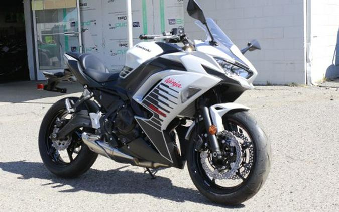 2026 Kawasaki Ninja® 650 ABS