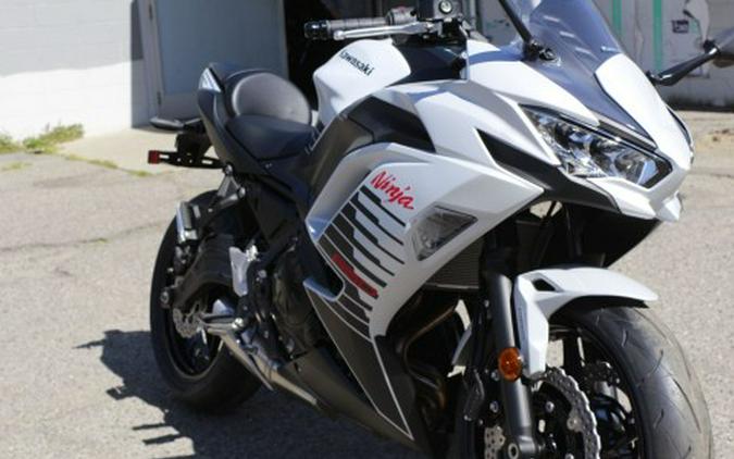 2026 Kawasaki Ninja® 650 ABS