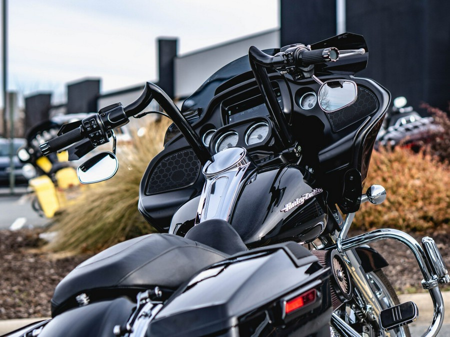 FLTRX 2019 Road Glide®