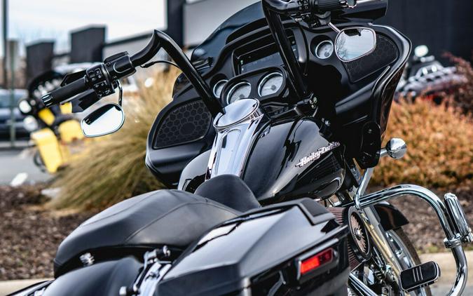 FLTRX 2019 Road Glide®