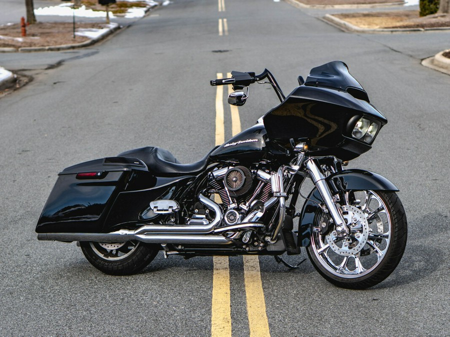 FLTRX 2019 Road Glide®