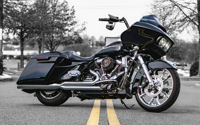 FLTRX 2019 Road Glide®