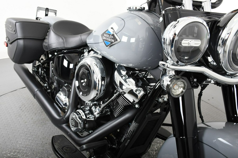 2026 Harley-Davidson® FLHC Heritage Classic®