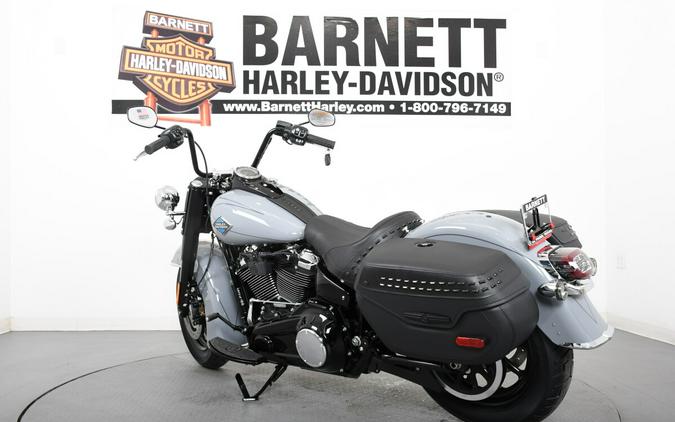 2026 Harley-Davidson® FLHC Heritage Classic®