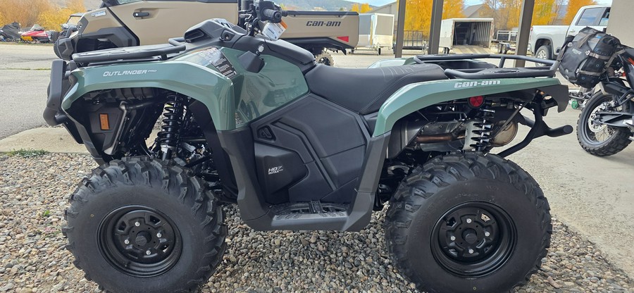 2026 Can-Am Outlander™ Pro HD7