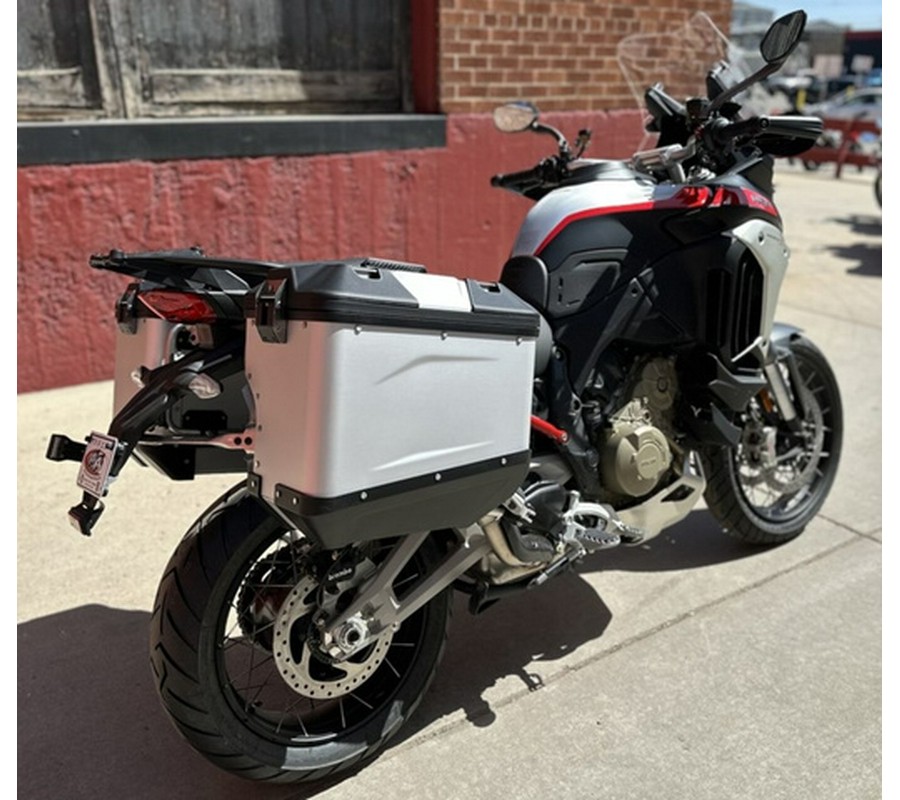 2025 Ducati Multistrada V4 Rally Brushed Aluminium & Matt Blac