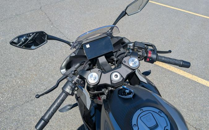 2023 CFMOTO 300SS