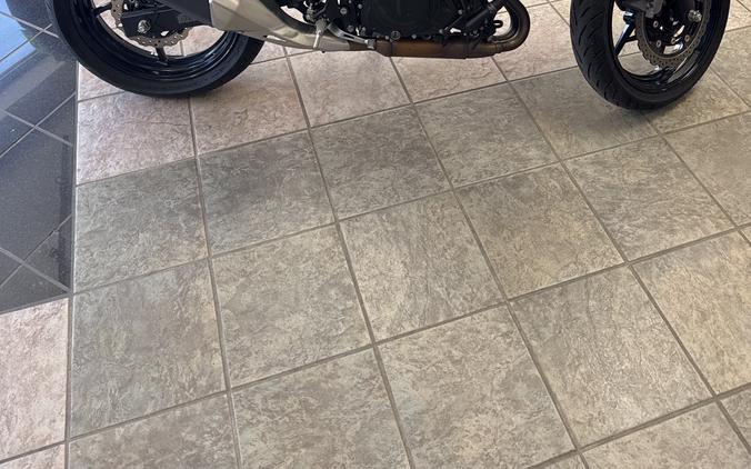 2023 Kawasaki Z400 ABS