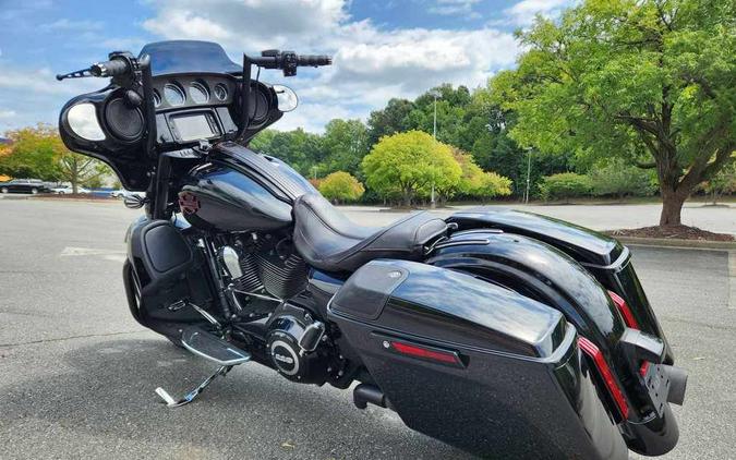 2015 Harley-Davidson Street Glide® CVO™ Street Glide®