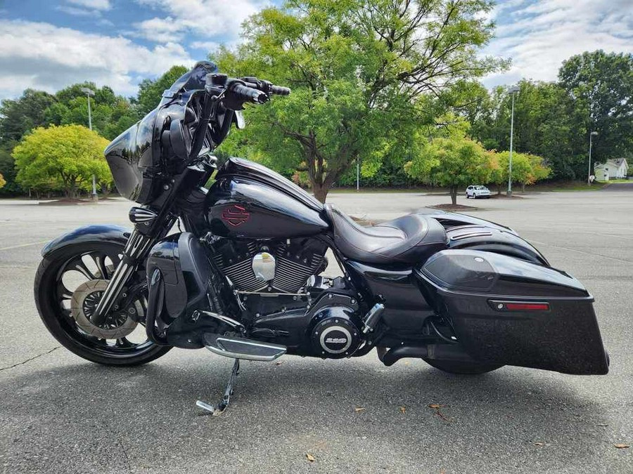 2015 Harley-Davidson Street Glide® CVO™ Street Glide®