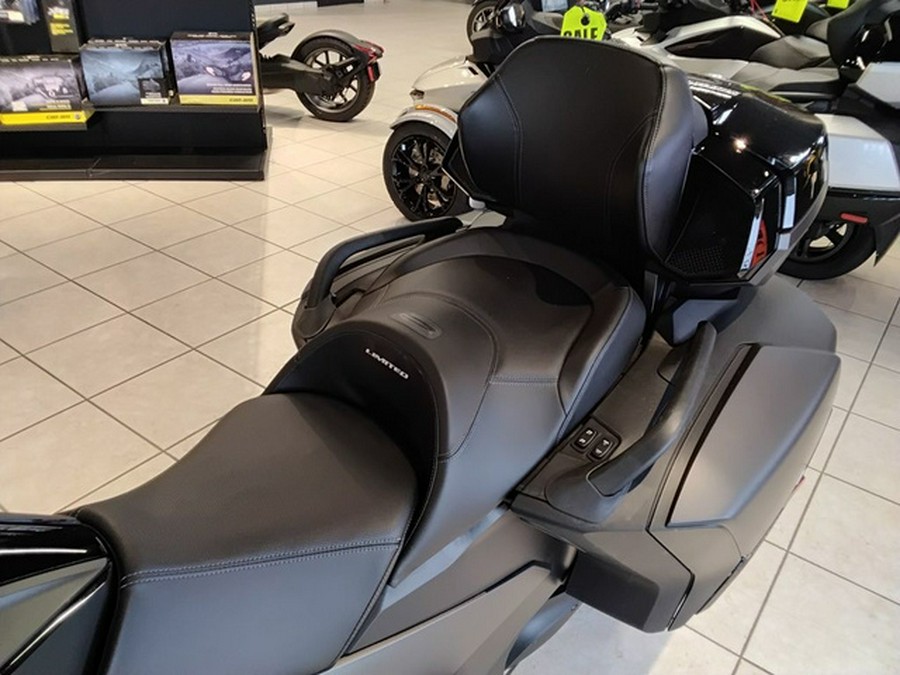 2025 Can-Am Spyder RT Limited Dark Wheels