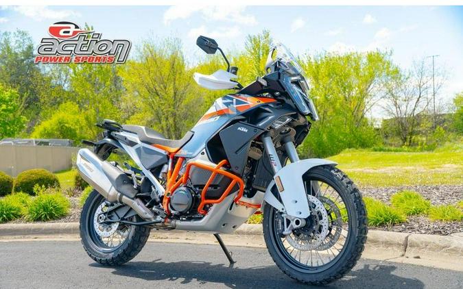 2026 KTM 1390 Super Adventure R
