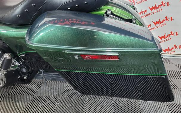 2014 HARLEY DAVIDSON ROAD KING CVO FLHRSE