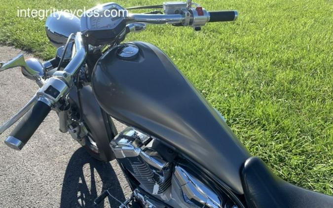 2010 Honda® Fury (VT13CXA)