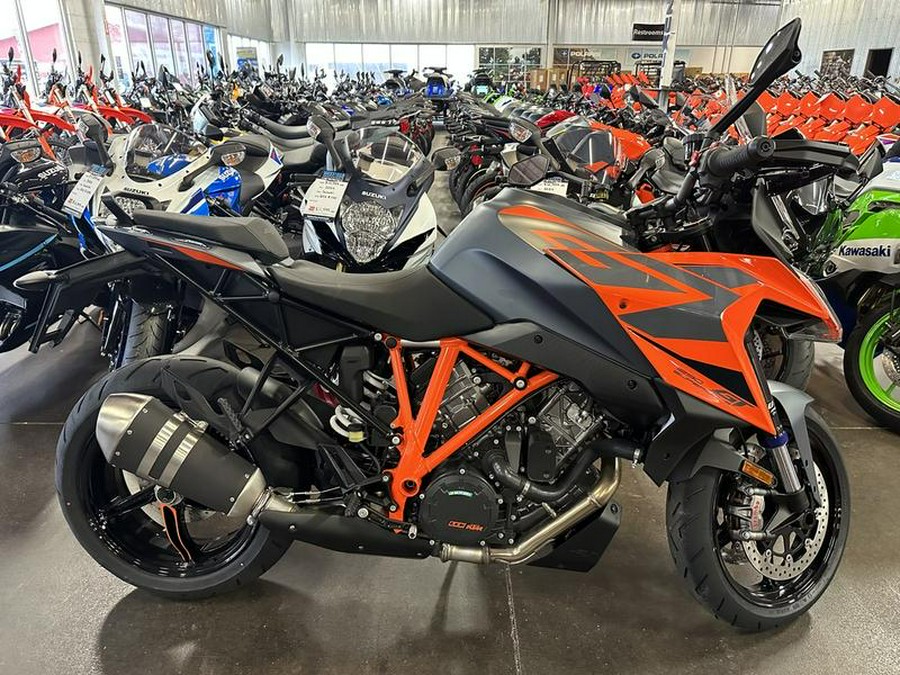 2024 KTM 1290 Super Duke GT