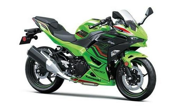 2024 Kawasaki Ninja® 500 Base