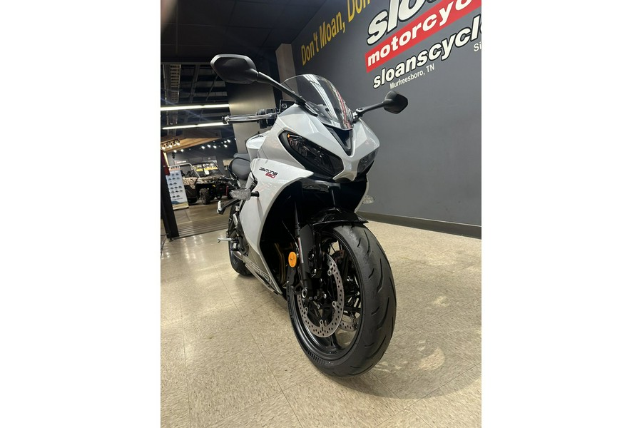 2025 Triumph Daytona 660