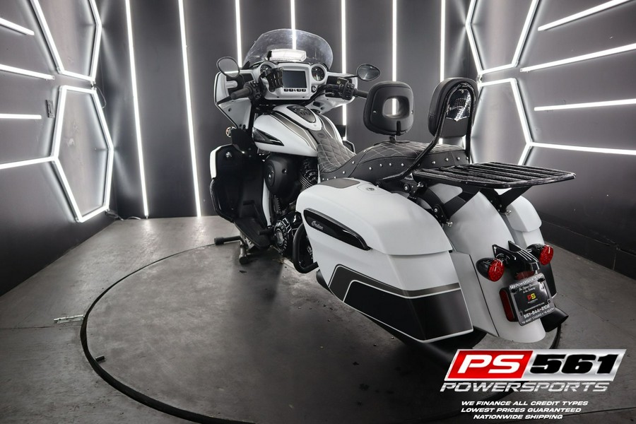 2024 Indian Chieftain® Dark Horse® with PowerBand Audio Package