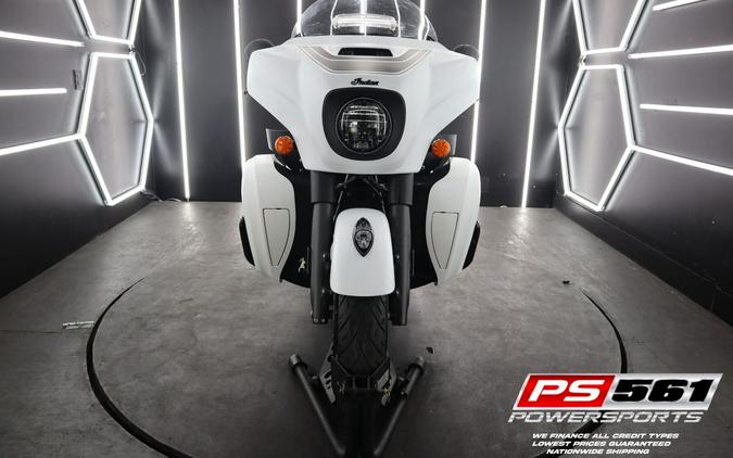 2024 Indian Chieftain® Dark Horse® with PowerBand Audio Package