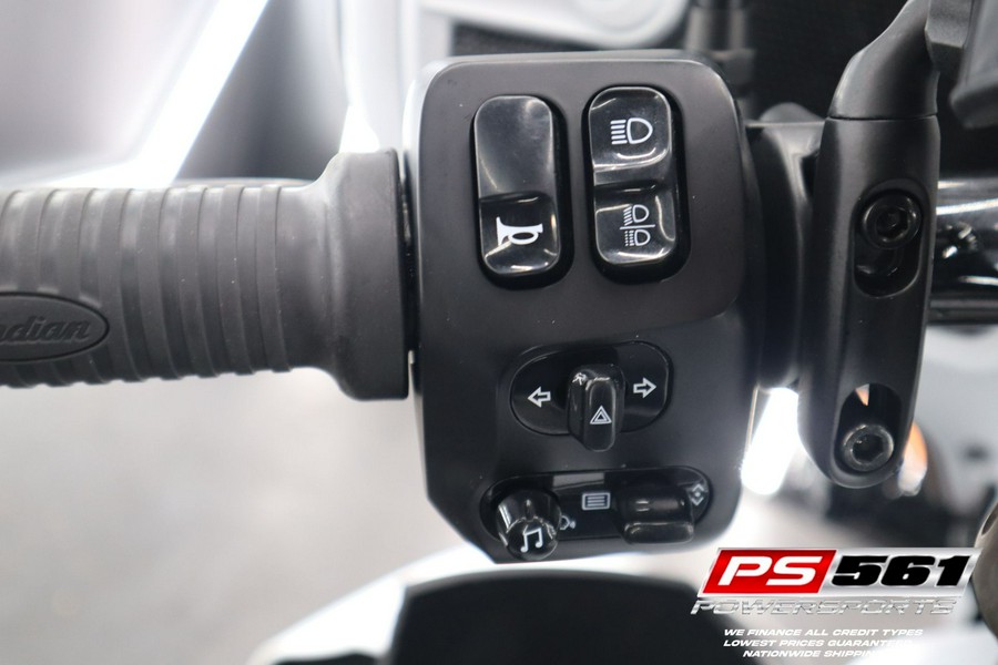 2024 Indian Chieftain® Dark Horse® with PowerBand Audio Package