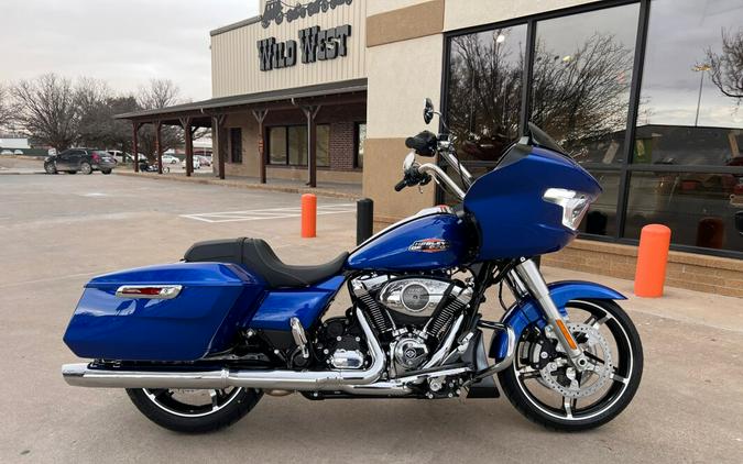 2024 Harley-Davidson® Road Glide® Blue Burst