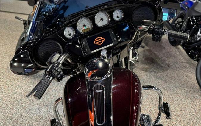 2014 Harley-Davidson FLHXS - Street Glide Special