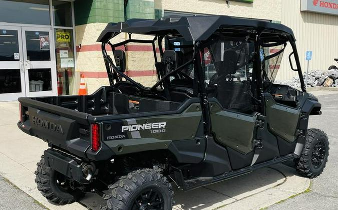 2024 Honda® Pioneer 1000-6 Deluxe Crew