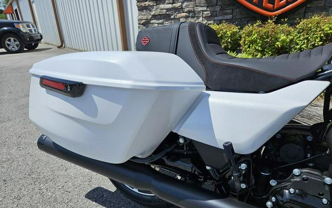 2024 Harley-Davidson® FLTRX - Road Glide®