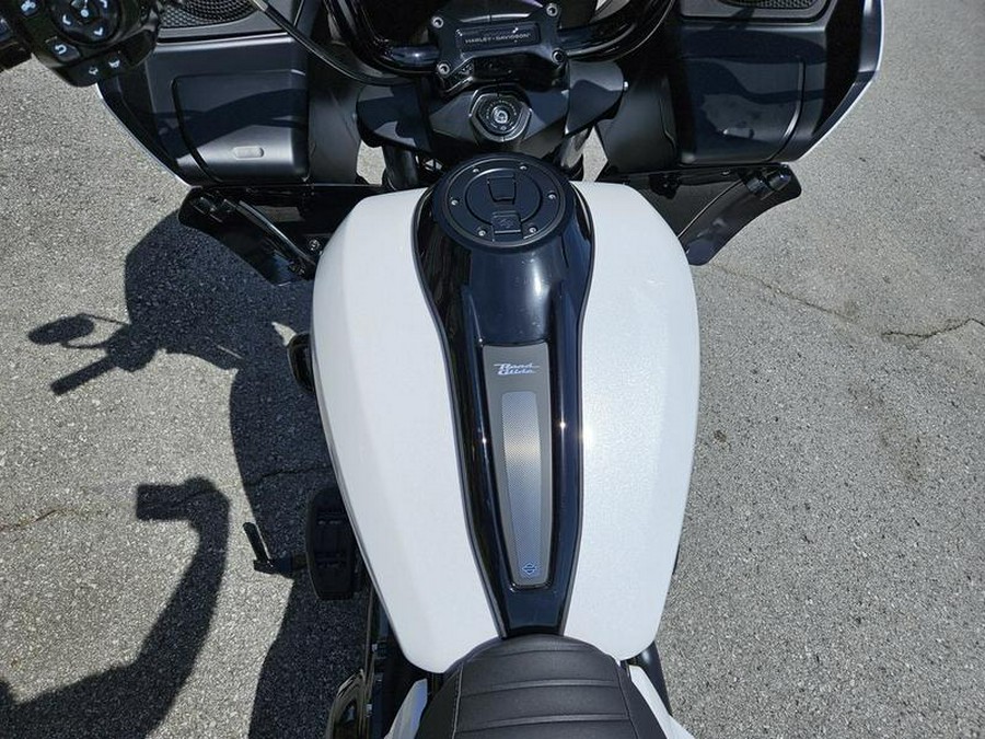 2024 Harley-Davidson® FLTRX - Road Glide®