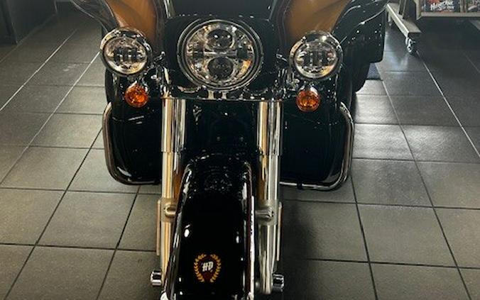 2024 Harley-Davidson Tri Glide Ultra Tobacco Fade