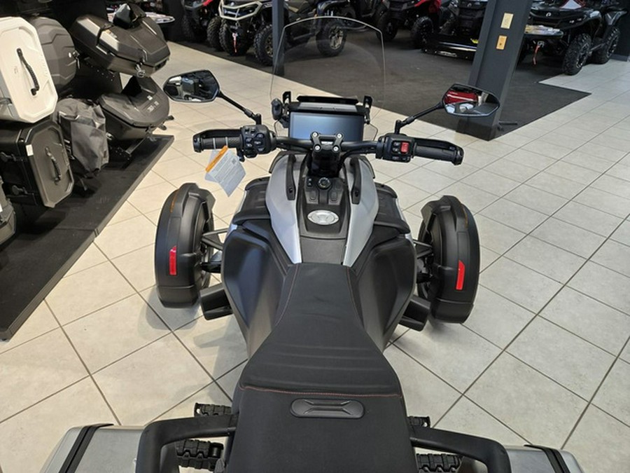 2025 Can-Am Canyon? XT