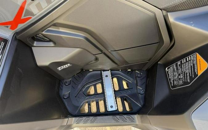 2026 Can-Am® Outlander X mr 700