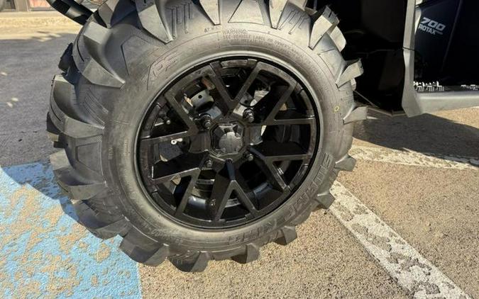 2026 Can-Am® Outlander X mr 700