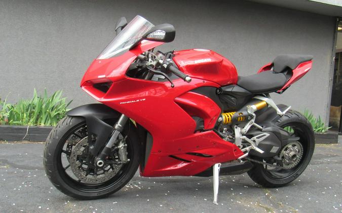 2022 Ducati Panigale V2