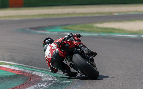 2022 Ducati Panigale V2