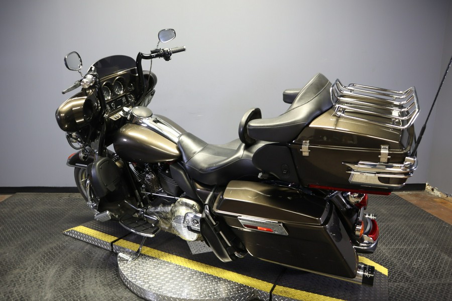 2012 Harley-Davidson Electra Glide Ultra Limited FLHTK