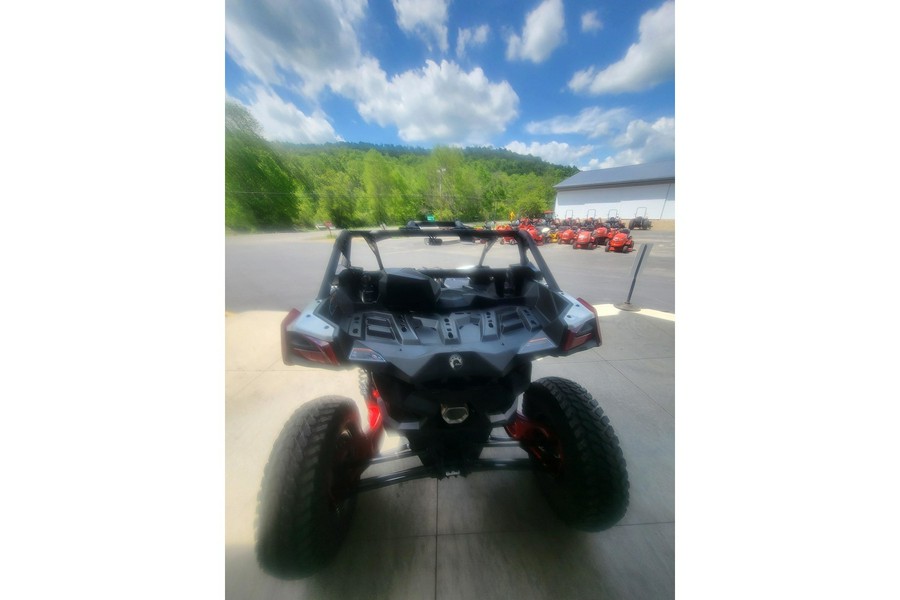 2024 Can-Am MAVERICK X3 XRC TURBO RR 64