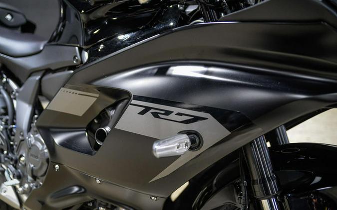 2025 Yamaha YZF-R7
