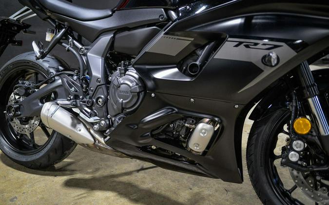 2025 Yamaha YZF-R7
