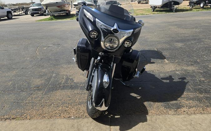 2021 INDIAN MOTORCYCLE ROADMASTER