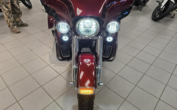 FLHTCUTG 2017 Tri Glide® Ultra