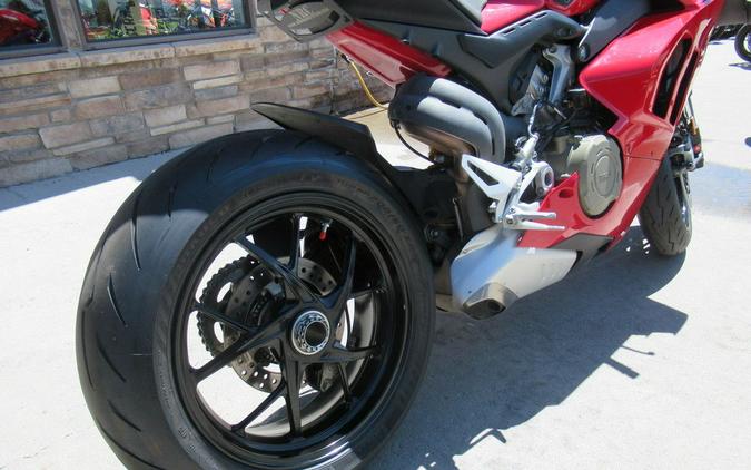 2021 Ducati Panigale V4 Ducati Red