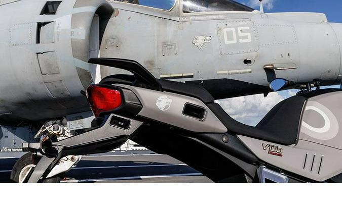 2023 Moto Guzzi V100 Mandello Aviazione Navale LE