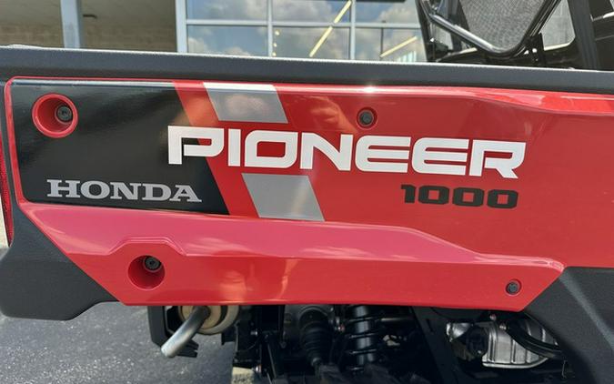 2025 Honda Pioneer 1000 Deluxe