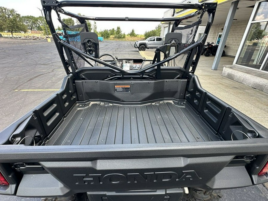 2025 Honda Pioneer 1000 Deluxe