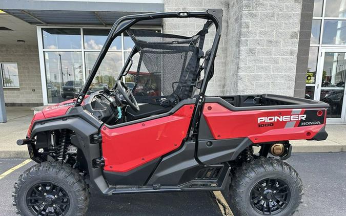 2025 Honda Pioneer 1000 Deluxe