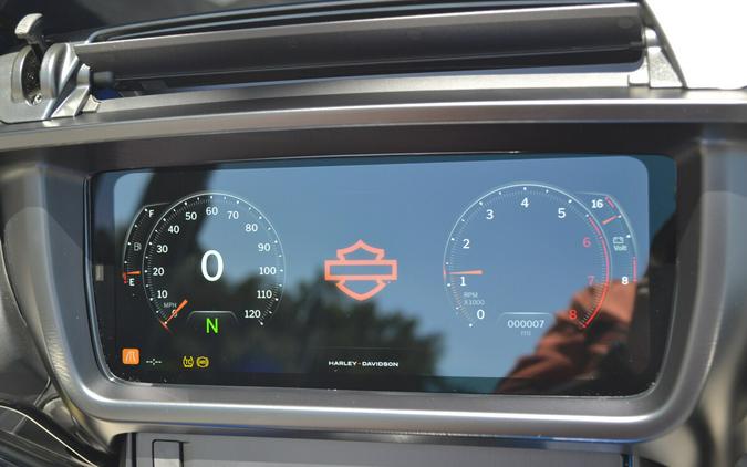 FLHX 2025 Street Glide™